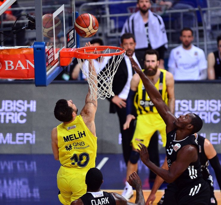 Potada Derbinin Galibi Fenerbahçe