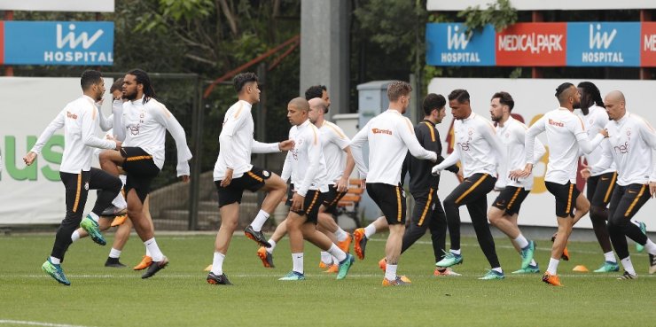 Galatasaray’ın Akhisarspor Kamp Kadrosu Belli Oldu