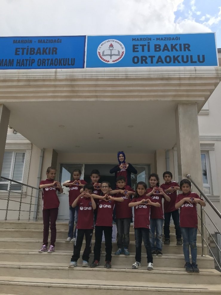Mardin Mazıdağılı Öğrencilerin Trabzonspor Sevgisi