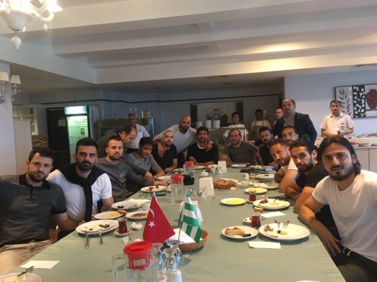 Şampiyon Kadro Bir Araya Geldi