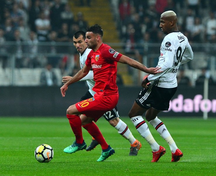 İlk Yarıda Beşiktaş Önde