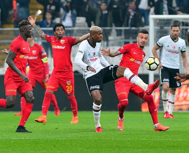 Beşiktaş Zirve Yarışını Sürdürdü