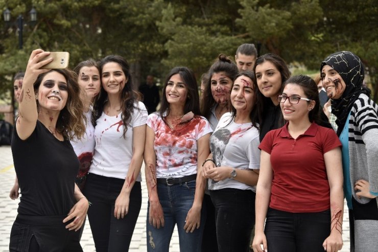 Üniversite Öğrencilerinden Nefes Kesen Tatbikat