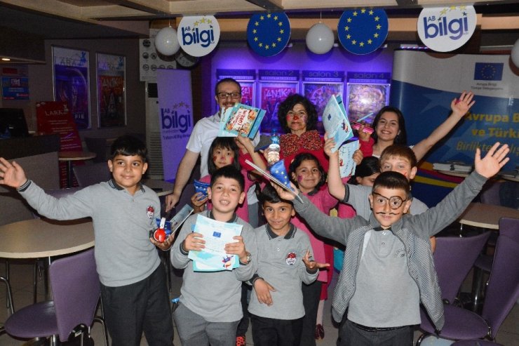 Çocuklar Sinema İle Buluştu