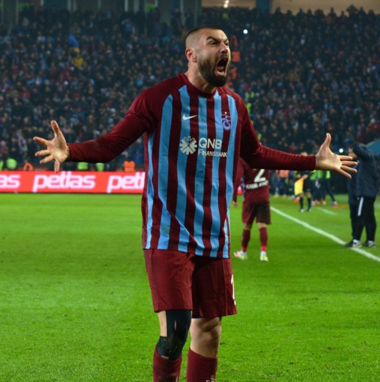 Trabzonspor’da Burak Yılmaz Sezonu Kapattı