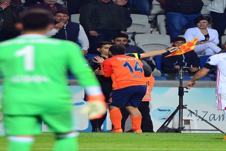 Arda Turan’a Tarihi Ceza