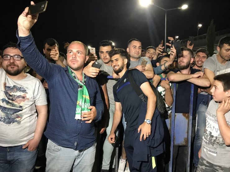 Akhisar’a Coşkulu Karşılama