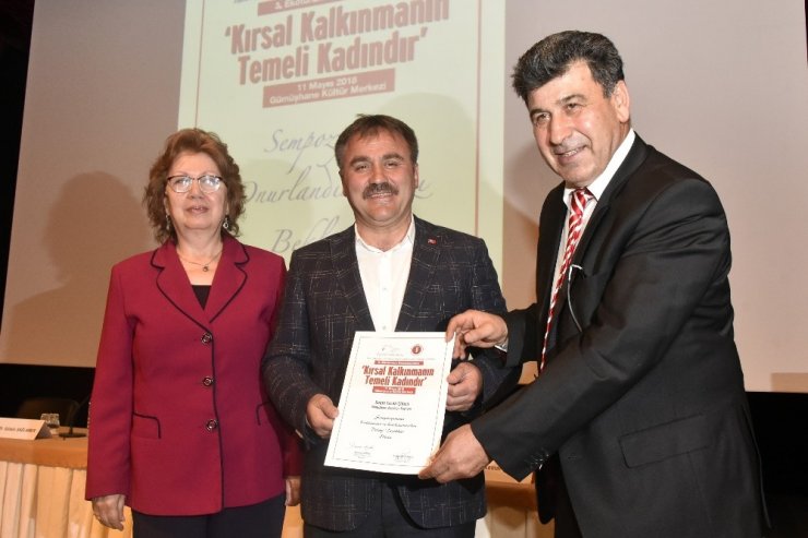 Gümüşhane’de ‘Kırsal Kalkınmanın Temeli Kadındır’ Konulu 3.ekoturizm Sempozyumu Düzenlendi