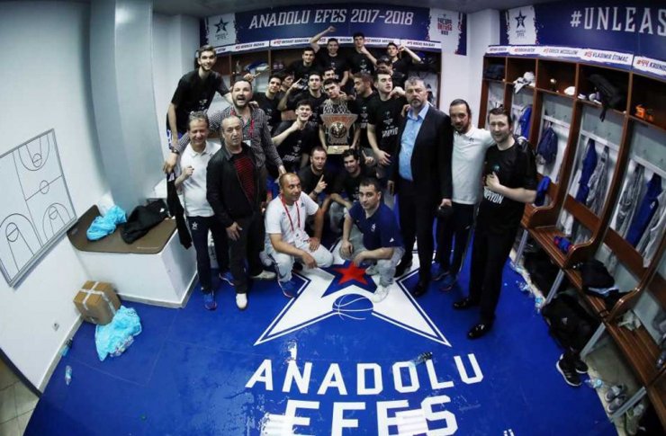 Basketbol Gençler Ligi’nde Şampiyon Anadolu Efes