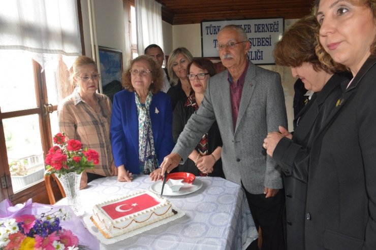 Trabzon’da Asker Ve Polislerin Anneleri Ve Eşleri Yılın Annesi Oldu