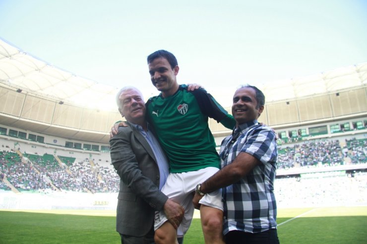 Bursaspor Batalla’ya Veda Ediyor