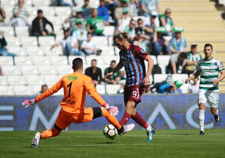 Bursa’da İlk Yarıda 4 Gol Vardı