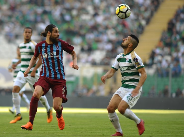 Bursa’da İlk Yarıda 4 Gol Vardı
