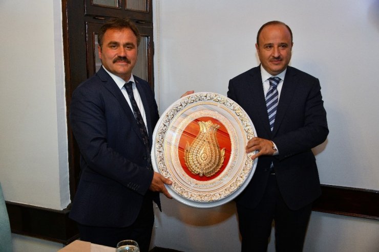Müftü Aksu’ya Veda Yemeği