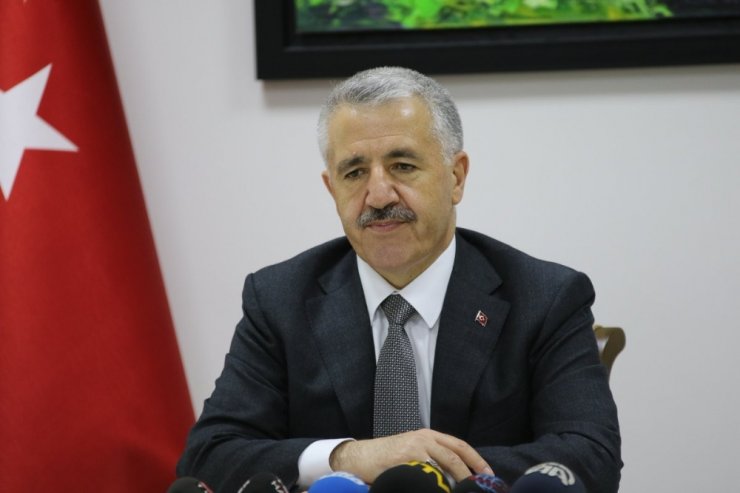 Bakan Arslan’dan Wikipedia Açıklaması