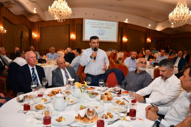 Ak Parti’nin Trabzon’daki Kurucuları İftar Yemeğinde Buluştu