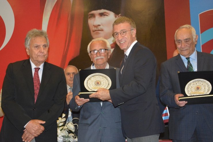 Burak Yılmaz’a Dozer Cemil Göndermesi