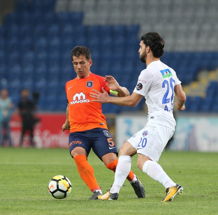 Başakşehir’de Goller Yağmur Gibi