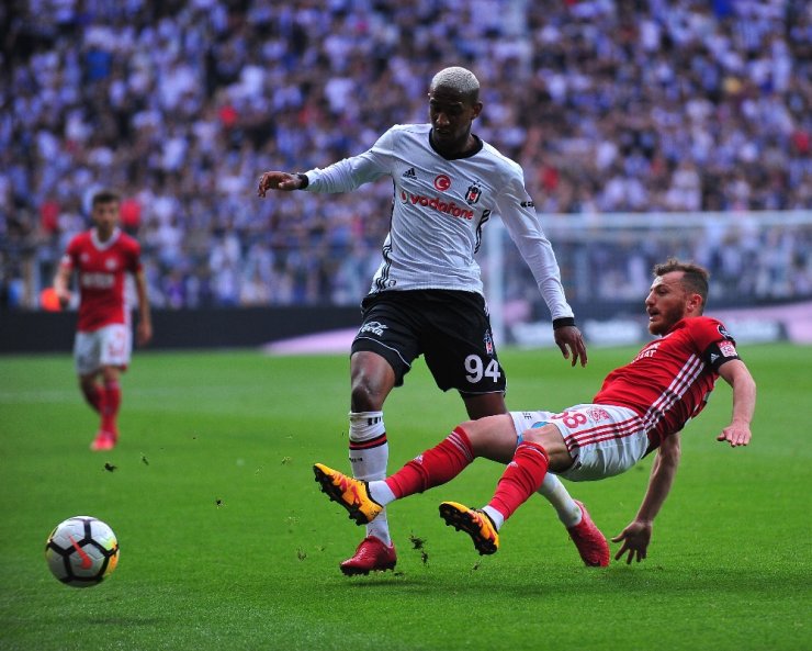 İlk Yarı Beşiktaş’ın