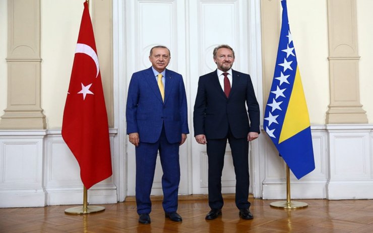 Erdoğan İzetbegoviç’le Görüştü