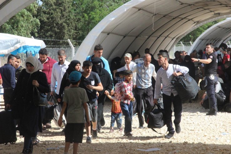 Bayram İçin Gitmek İsteyen Suriyelilerin Sayısı 72 Bine Ulaştı