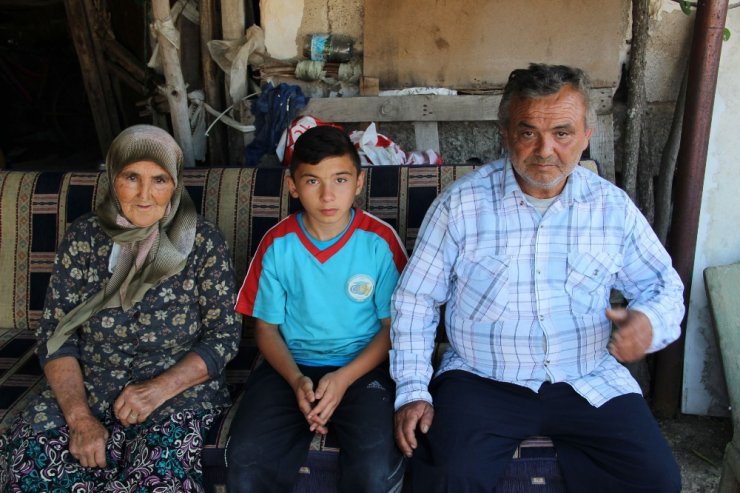 Tek Odalı Evden Yardım Feryadı