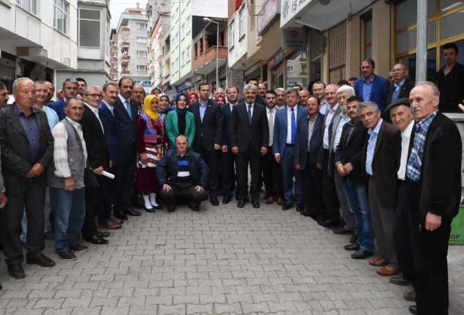 Ak Parti Trabzon Milletvekili Adayları Seçim Çalışmalarını Sürdürüyor