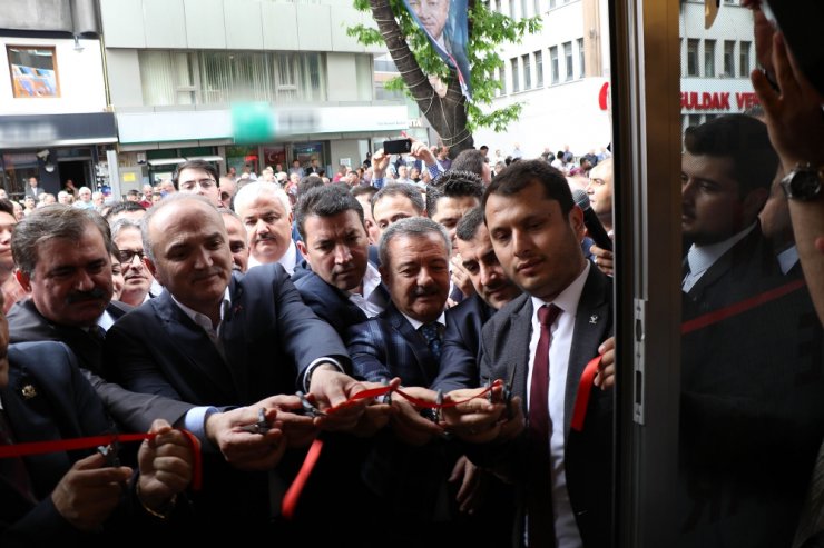 Bakan Özlü’den Yerli Otomobil Açıklaması