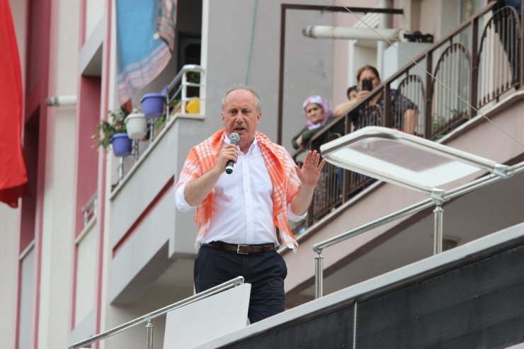 "Sırf Küs Diye 6-7 Senedir..."