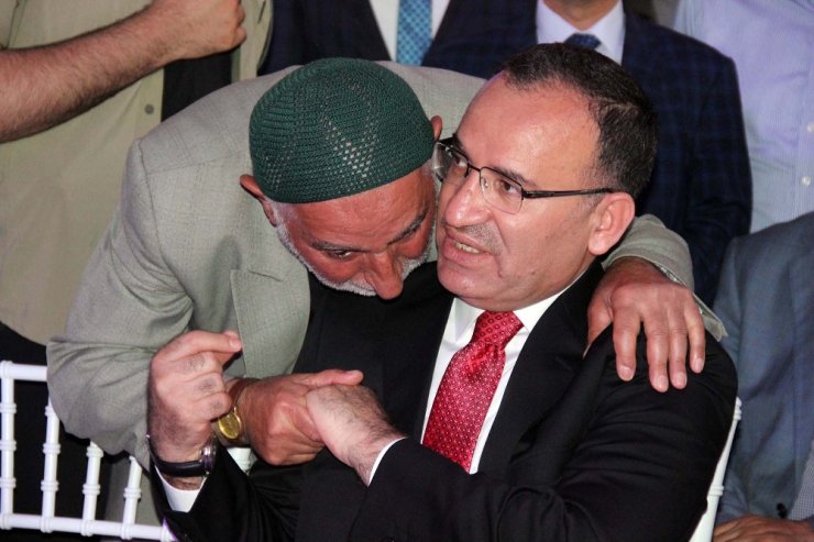 “Büyükelçilerin Gözünün İçine Bakarak Mı..."