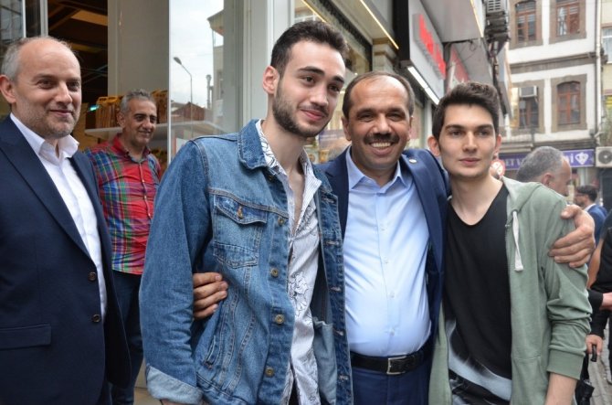 Ak Partili Balta’dan Mhp’ye Çat Kapı Ziyaret