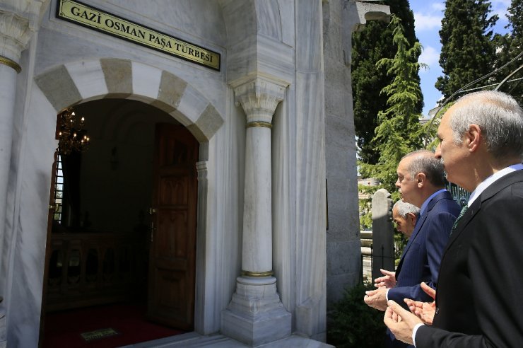 Fatih Sultan Mehmet Han Türbesi Açıldı