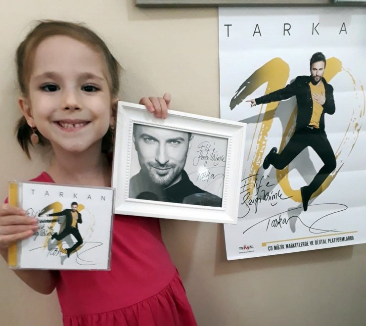 Megastar Tarkan’dan Alkışlanacak Davranış