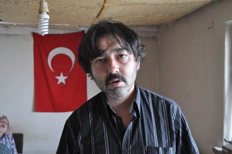 Baba-oğulun Yaşam Mücadelesi Yürekleri Dağlıyor