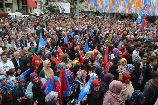 Bakan Soylu: “Karamollaoğlu Bey Bir Yerde Sıkıştınız Mı Soluğu Tayyip Erdoğan’ın Yanında Alıyorsunuz”