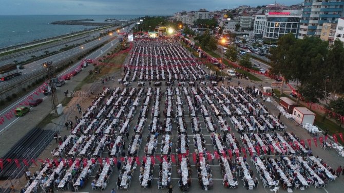 Trabzon’da 12 Bin Kişilik İftar