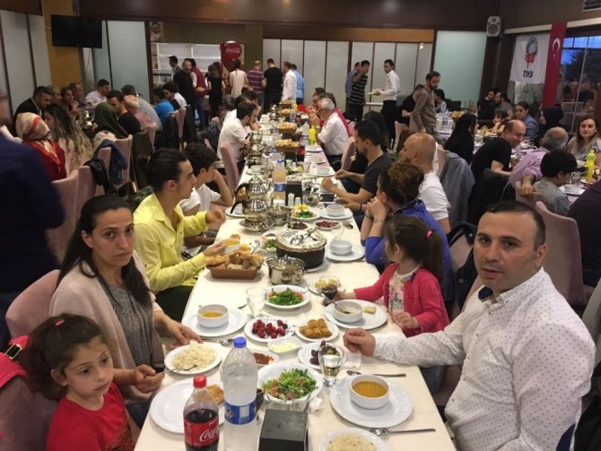 Tsyd Trabzon Şubesi Üyeleri İftarda Buluştu