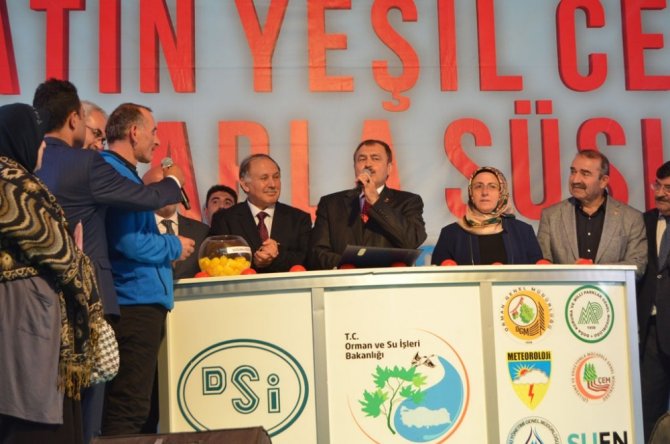 Bakan Veysel Eroğlu Artvin’de