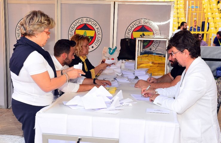 Fenerbahçe’de Oy Sayımı Başladı