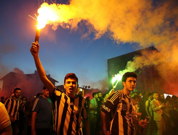 Kadıköy’de Ali Koç Coşkusu