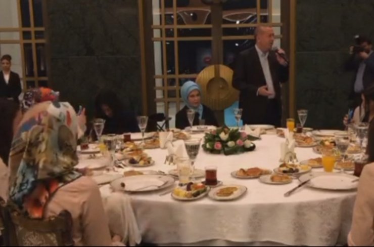 Gençlerle Sahurda Buluştular