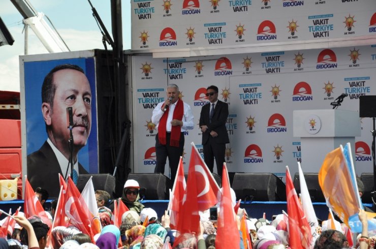 "Hdp’nin Kürtlere Verdiği Zararın Haddi Hesabı Yok"