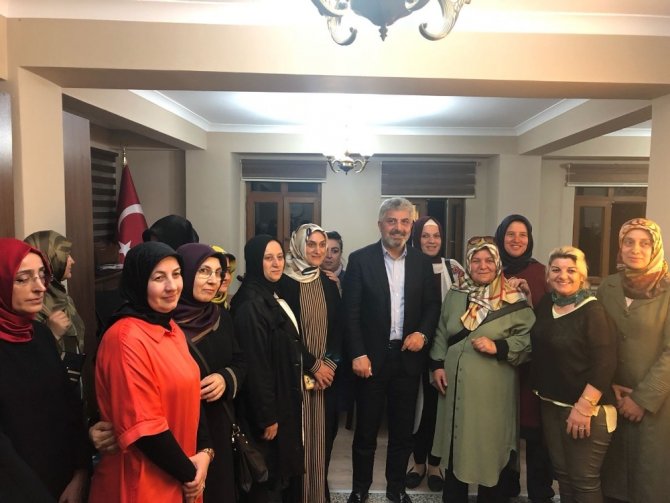 Ak Parti Trabzon Milletvekili Adayları Seçim Gezilerini Sürdürüyor