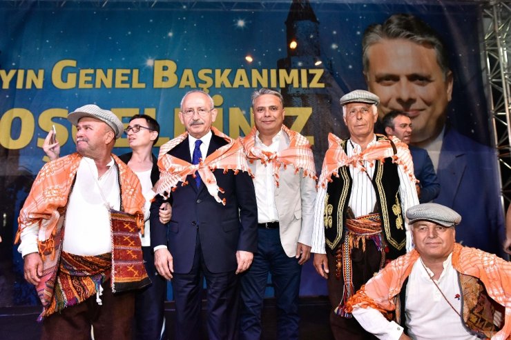 Kılıçdaroğlu Vatandaşlarla İftarda Buluştu