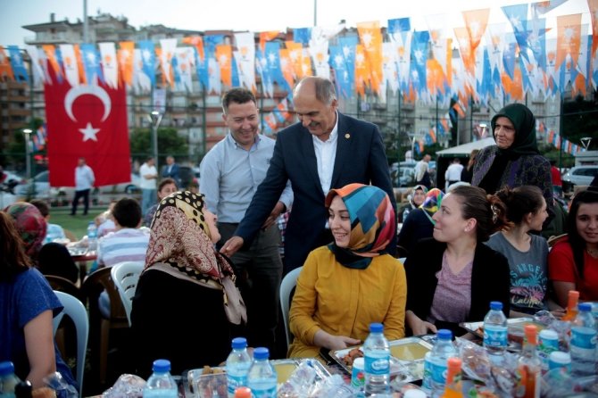 Giresun’da Ak Parti Ailesi ‘Vefa’ İftarında Buluştu.