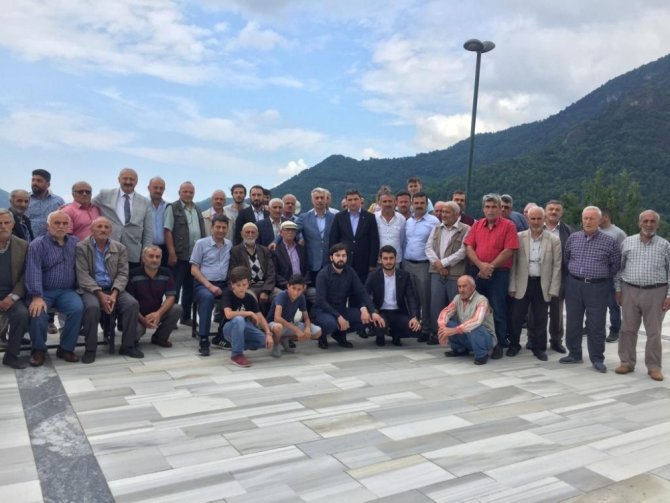 Ak Parti Trabzon Milletvekili Adayı Koç, Seçim Çalışmalarını Araklı İlçesinde Sürdürdü