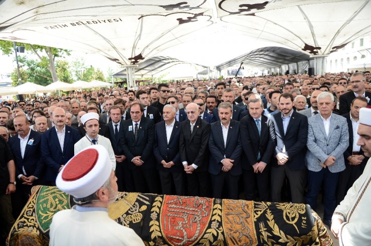 Erdoğan Demirören Son Yolculuğuna Uğurlandı