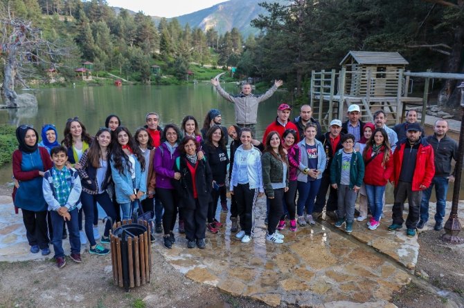 Gümüşhaneli Dağcılar 2 Bin 24 Metrede İftar Yaptı