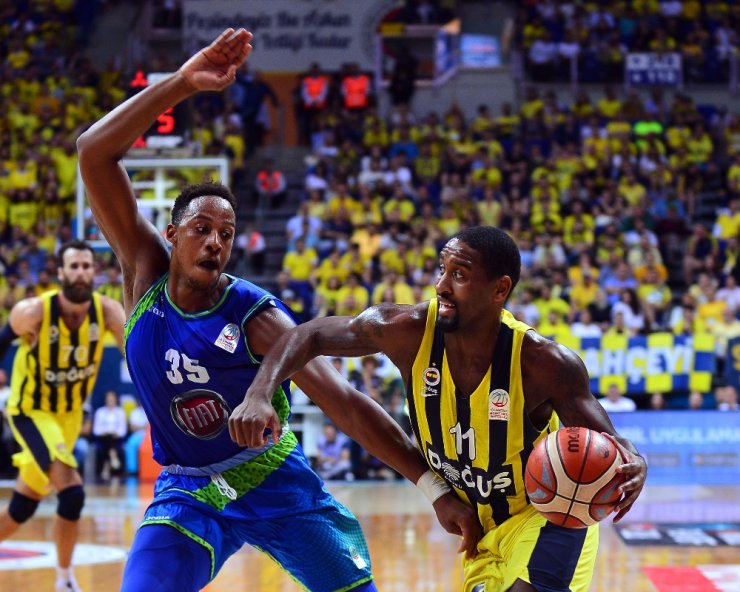 Potada Şampiyon Fenerbahçe Doğuş