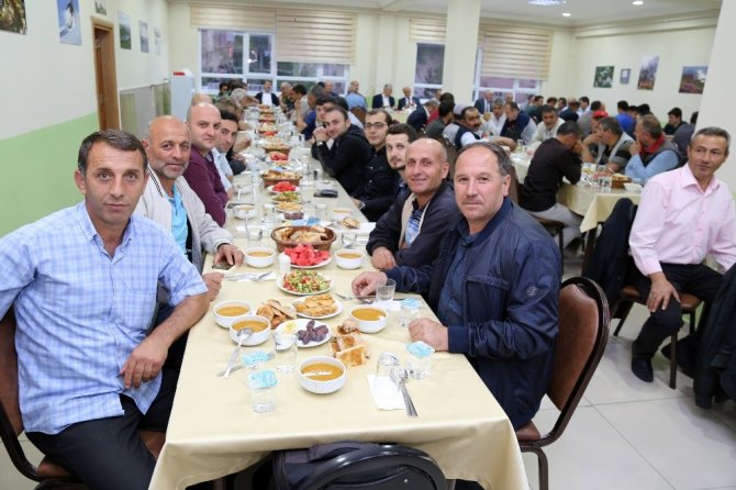 Gümüşhane İl Özel İdaresi’nin Emekçileri Aynı İftar Sofrasında Buluştu